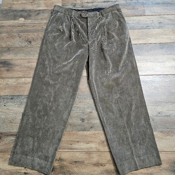 TravelSmith Other - TravelSmith Tan Corderoy Mens Pleated Pants‎ 35